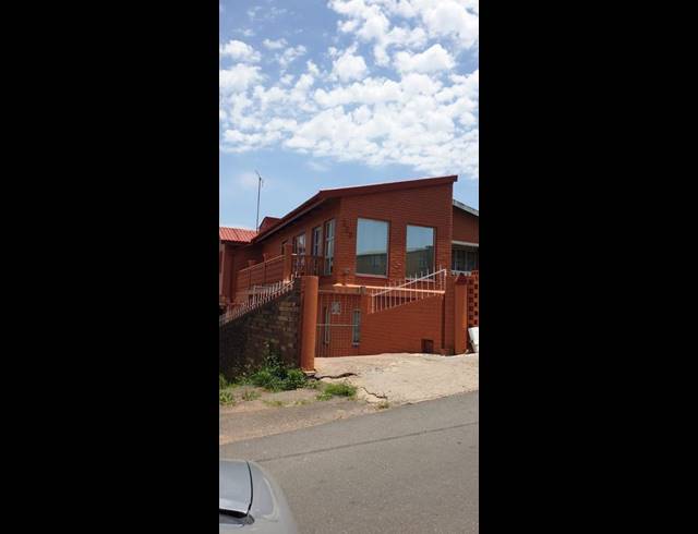 5 BEDROOM HOUSE FOR SALE IN MOORTON